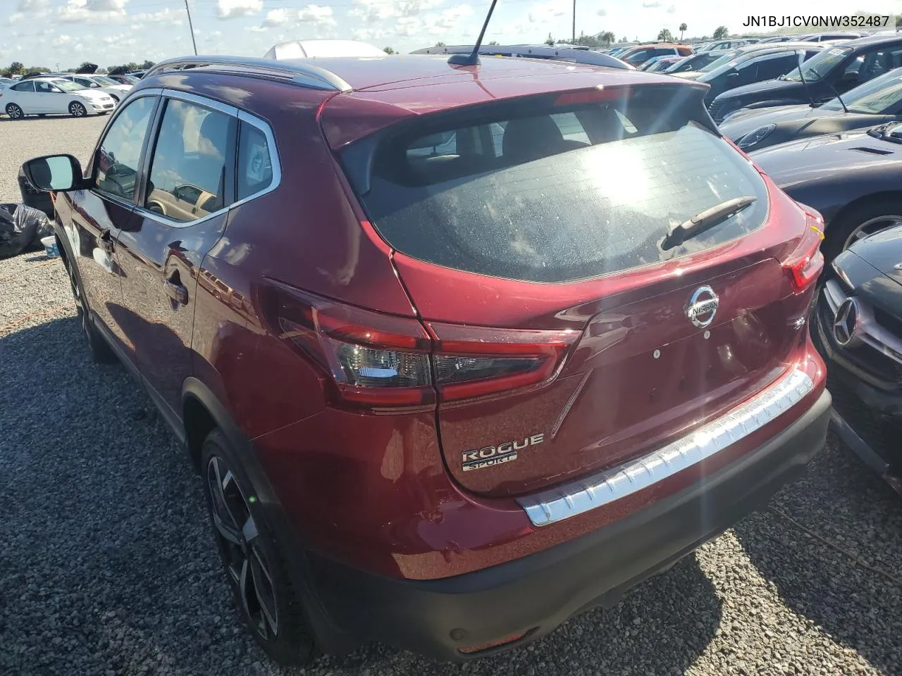 2022 Nissan Rogue Sport Sl VIN: JN1BJ1CV0NW352487 Lot: 74661284