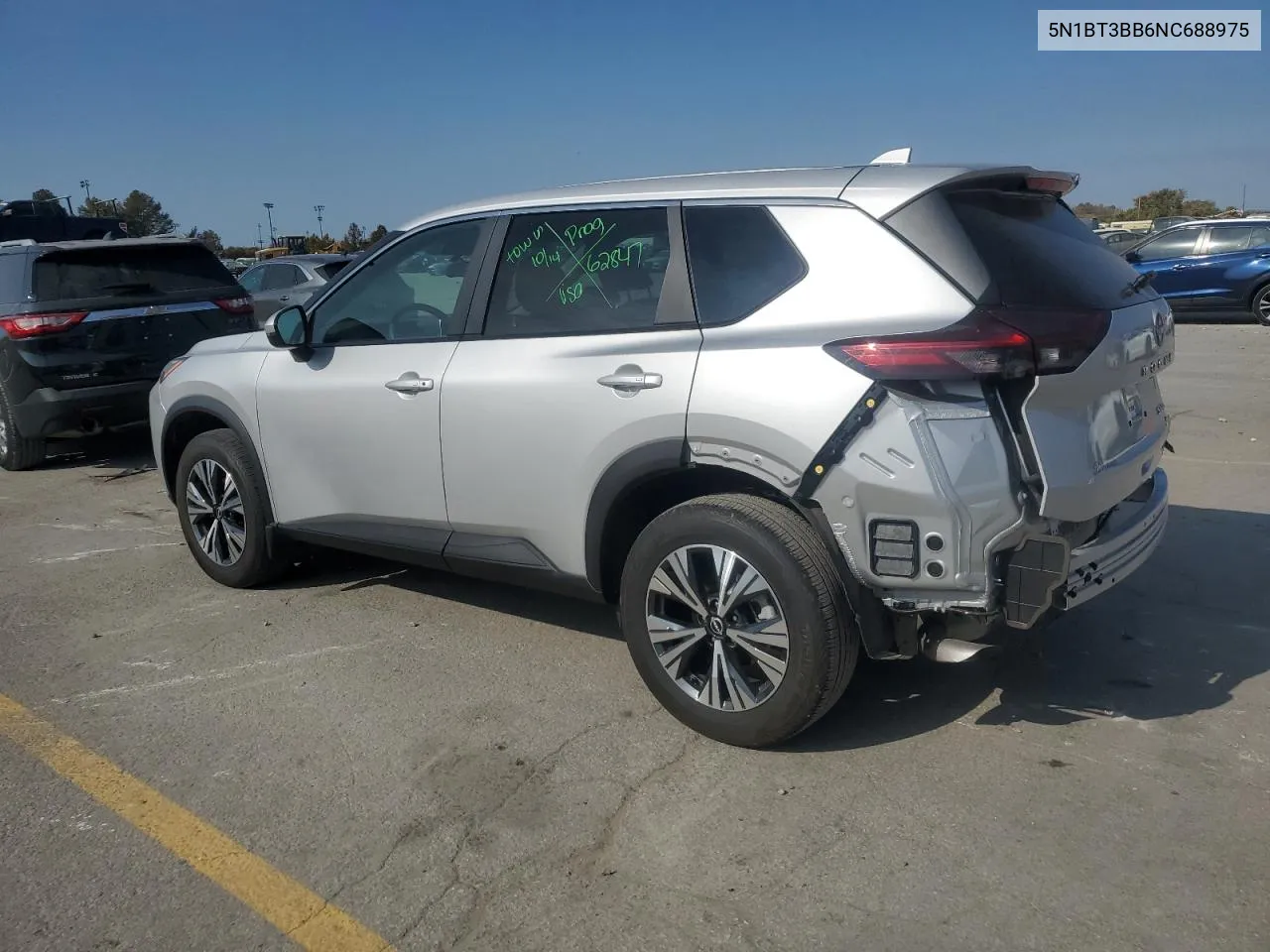 2022 Nissan Rogue Sv VIN: 5N1BT3BB6NC688975 Lot: 77843454