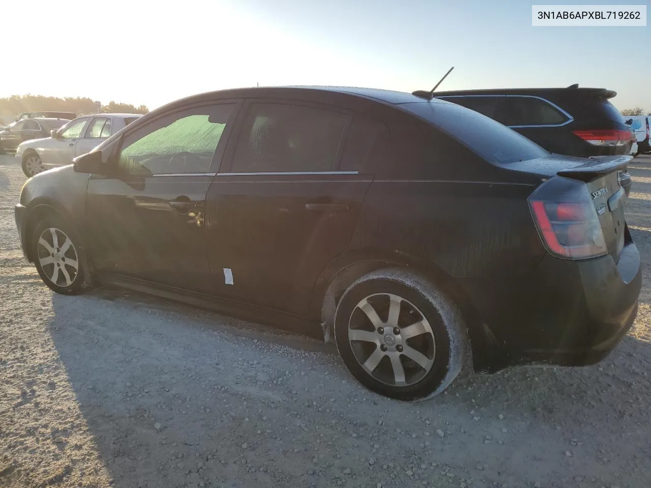 3N1AB6APXBL719262 2011 Nissan Sentra 2.0