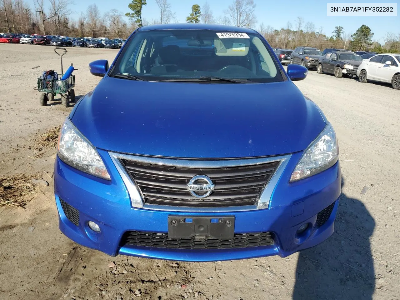 2015 Nissan Sentra S VIN: 3N1AB7AP1FY352282 Lot: 41925394