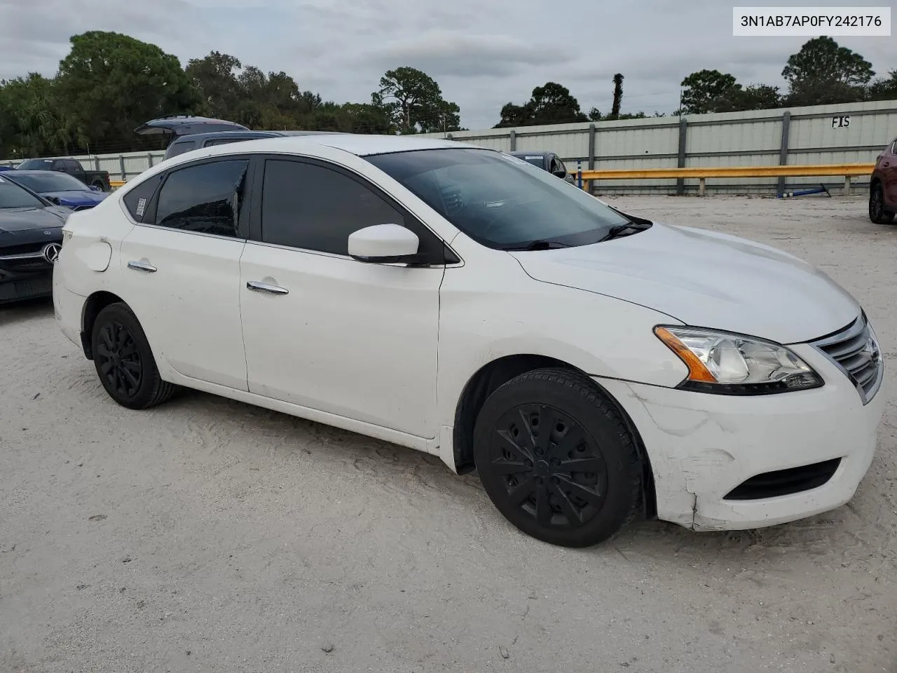 2015 Nissan Sentra S VIN: 3N1AB7AP0FY242176 Lot: 76445414