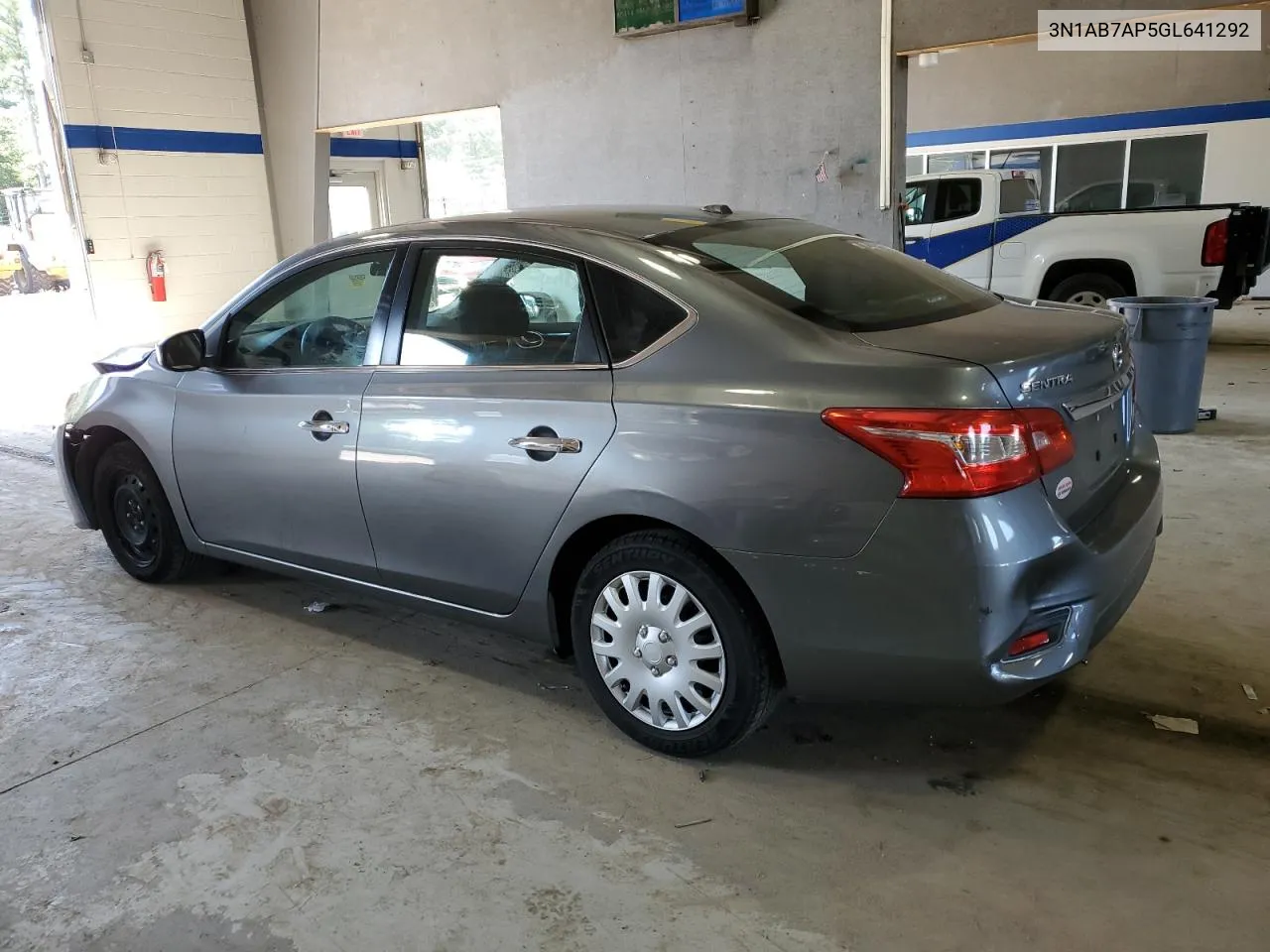 2016 Nissan Sentra S VIN: 3N1AB7AP5GL641292 Lot: 67353614