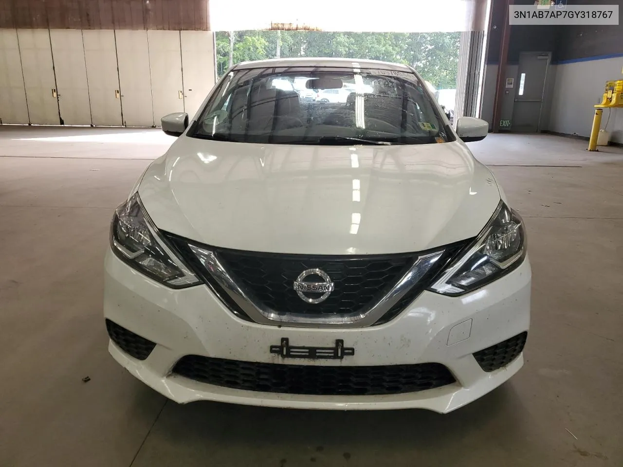 2016 Nissan Sentra S VIN: 3N1AB7AP7GY318767 Lot: 70978044