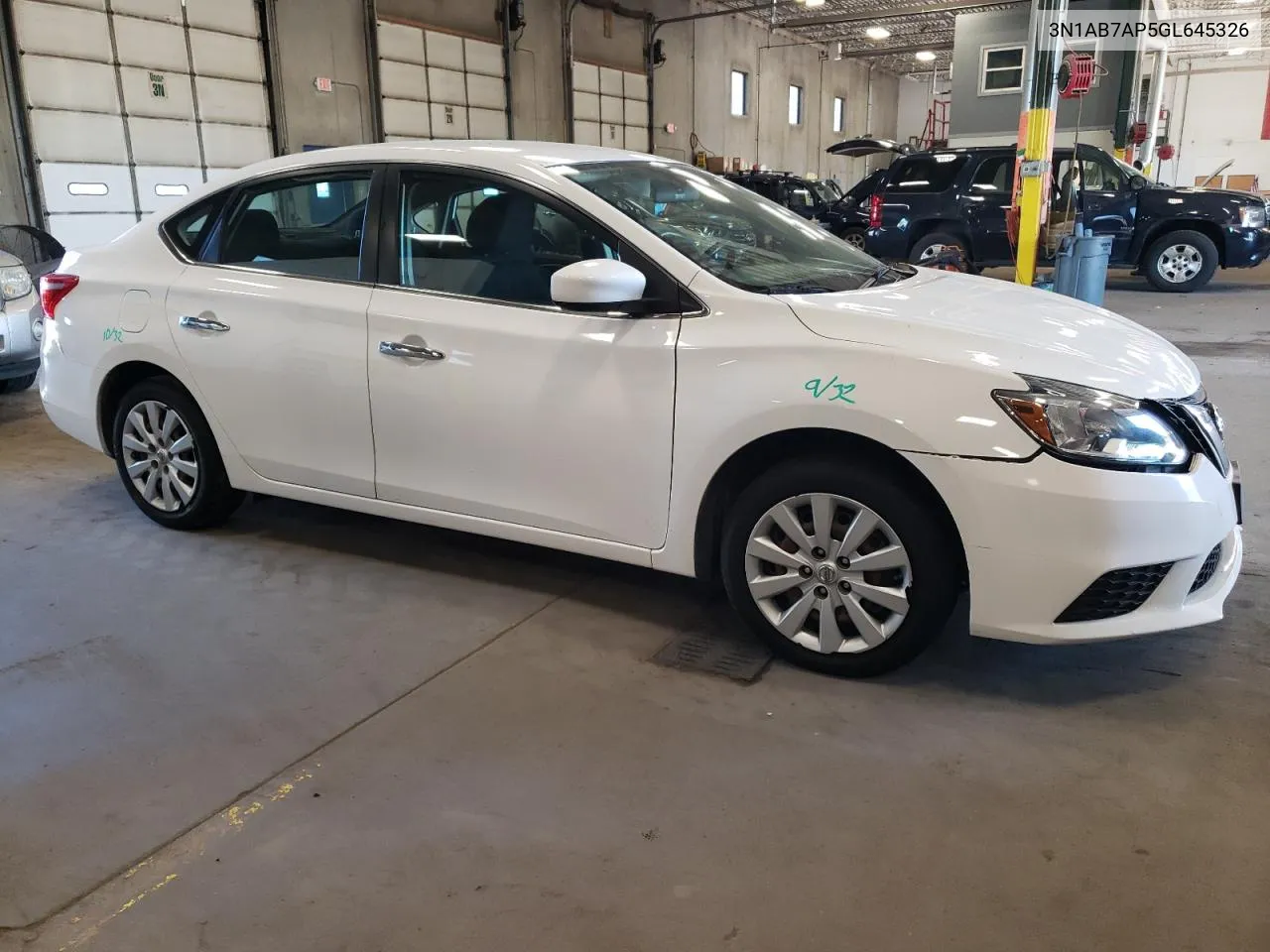 2016 Nissan Sentra S VIN: 3N1AB7AP5GL645326 Lot: 72937534