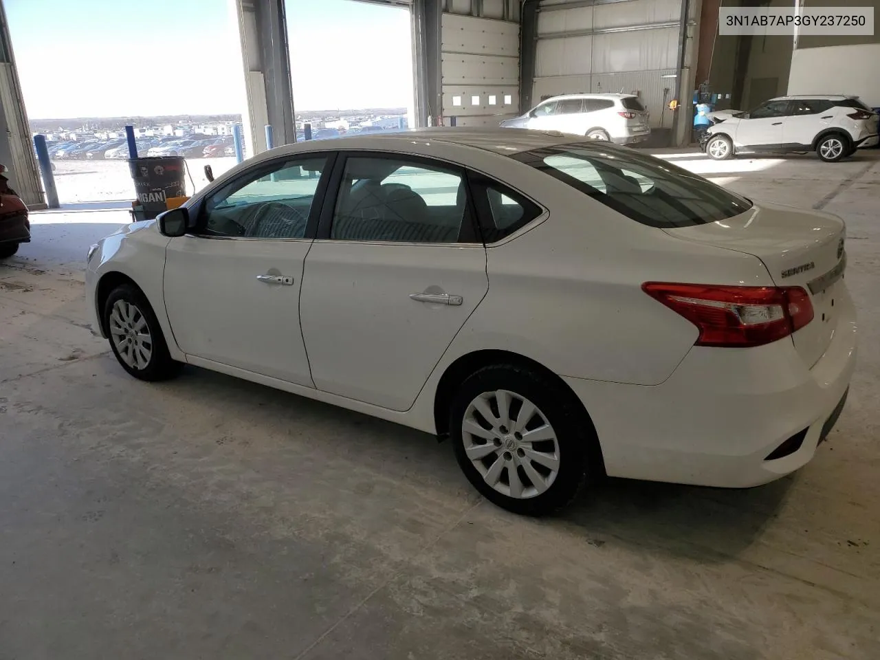 2016 Nissan Sentra S VIN: 3N1AB7AP3GY237250 Lot: 81725964