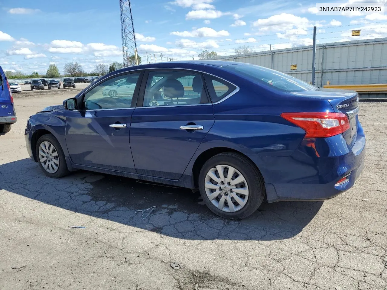 2017 Nissan Sentra S VIN: 3N1AB7AP7HY242923 Lot: 51287234