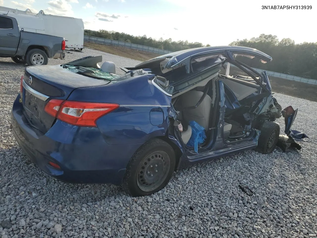 2017 Nissan Sentra S VIN: 3N1AB7AP5HY313939 Lot: 70308803