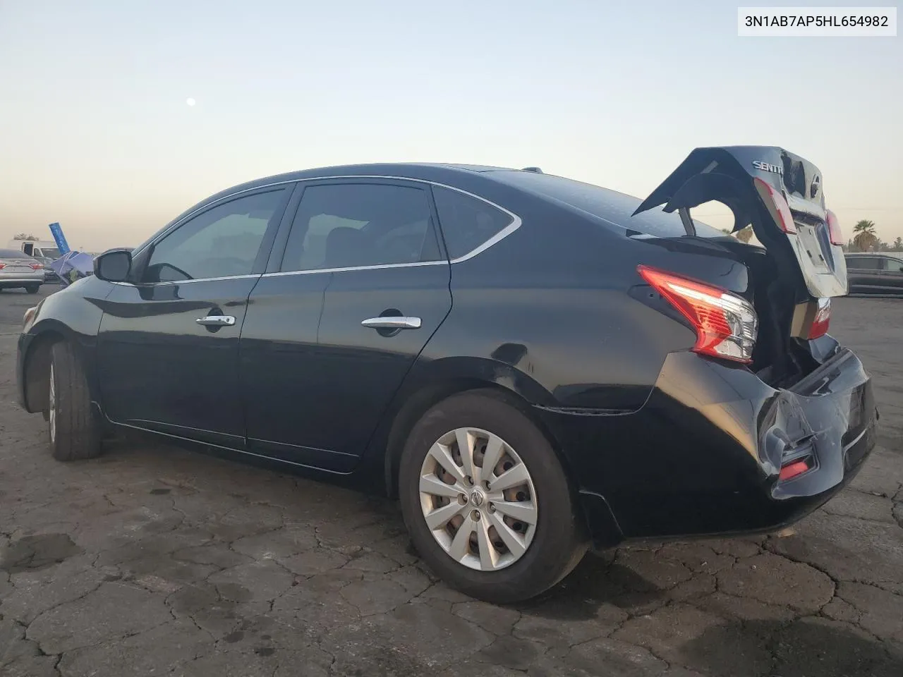 2017 Nissan Sentra S VIN: 3N1AB7AP5HL654982 Lot: 76509794