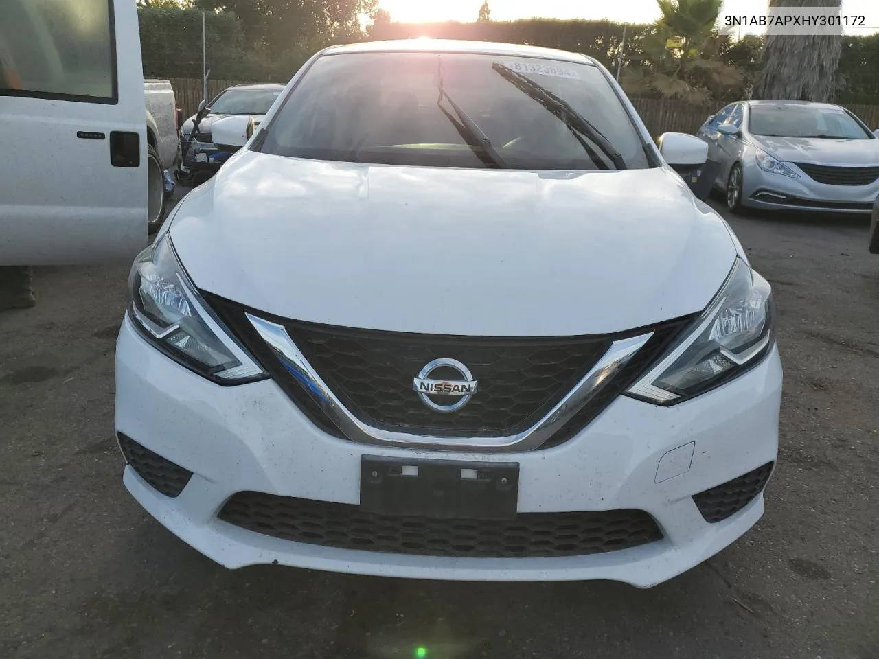 2017 Nissan Sentra S VIN: 3N1AB7APXHY301172 Lot: 81323894