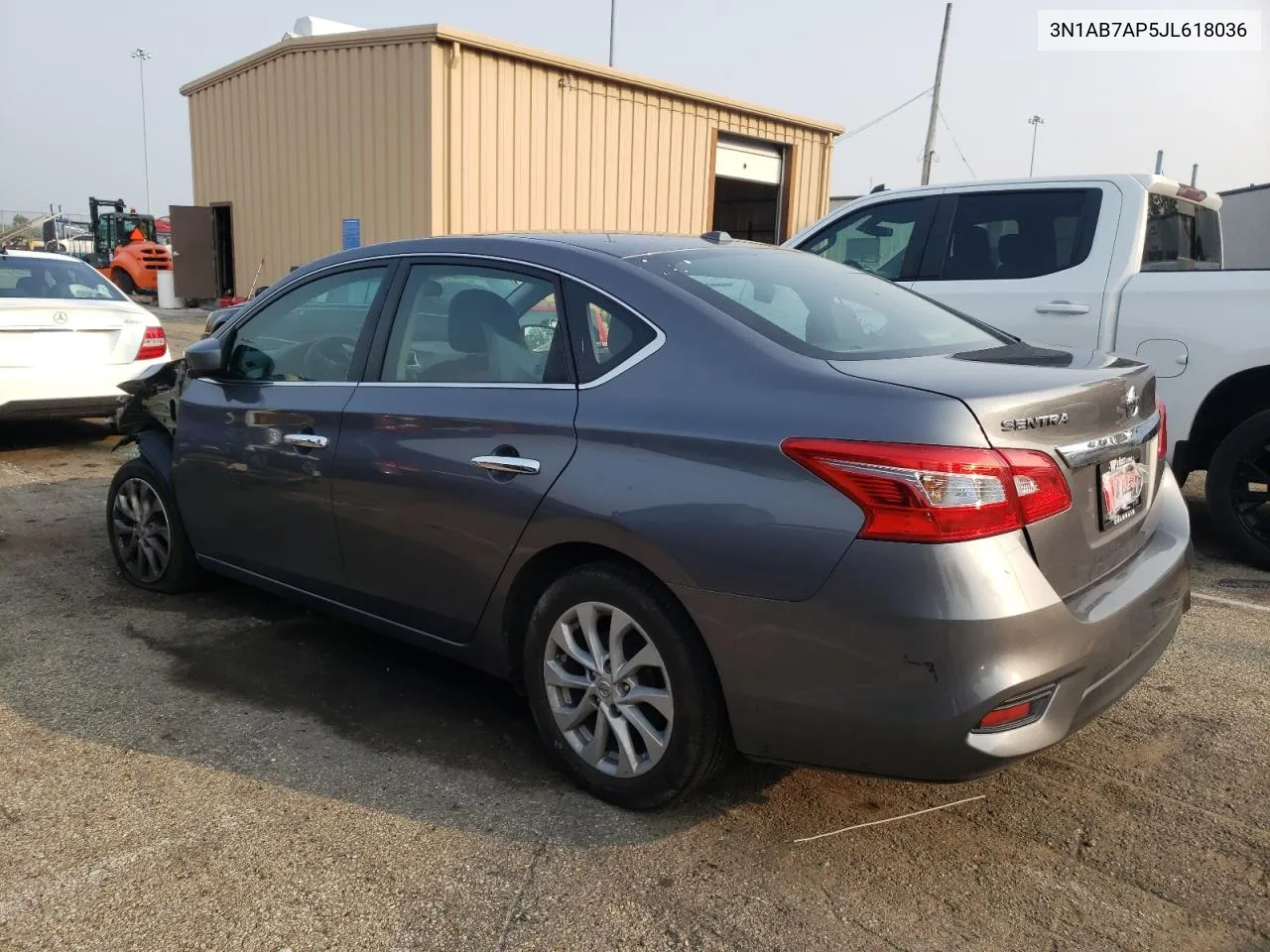 2018 Nissan Sentra S VIN: 3N1AB7AP5JL618036 Lot: 57464723