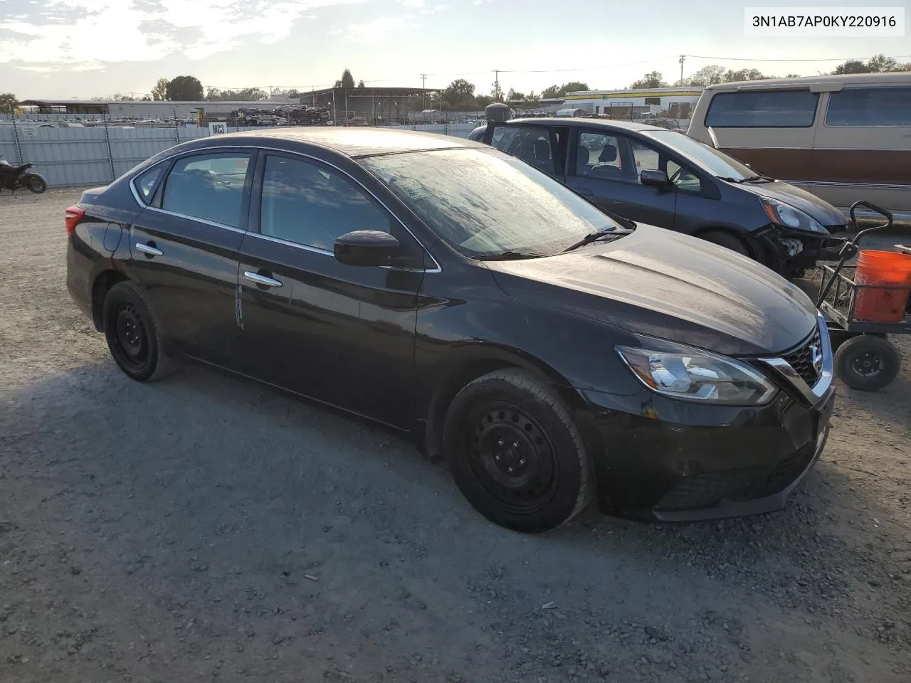 2019 Nissan Sentra S VIN: 3N1AB7AP0KY220916 Lot: 77047754