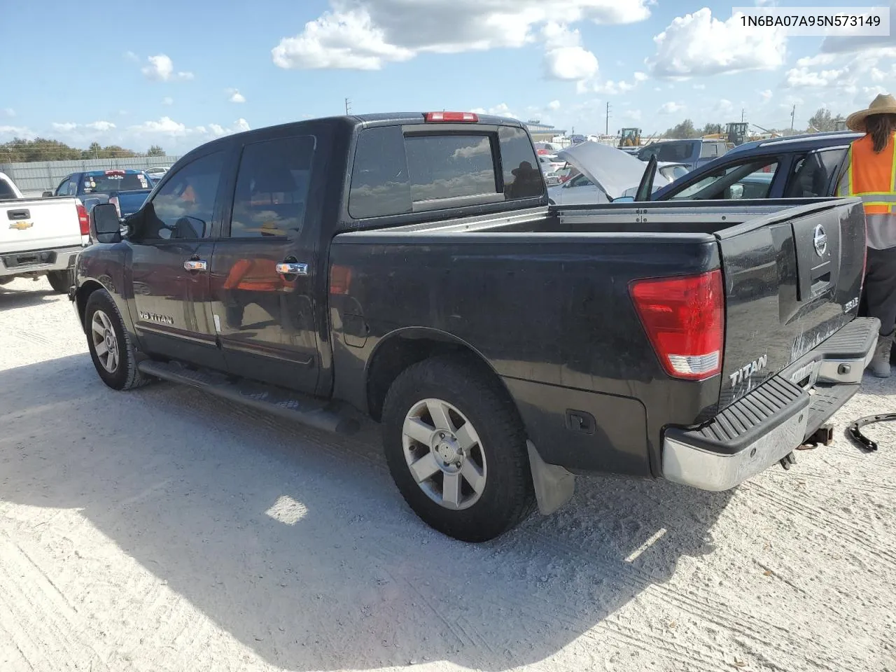 2005 Nissan Titan Xe VIN: 1N6BA07A95N573149 Lot: 74421774