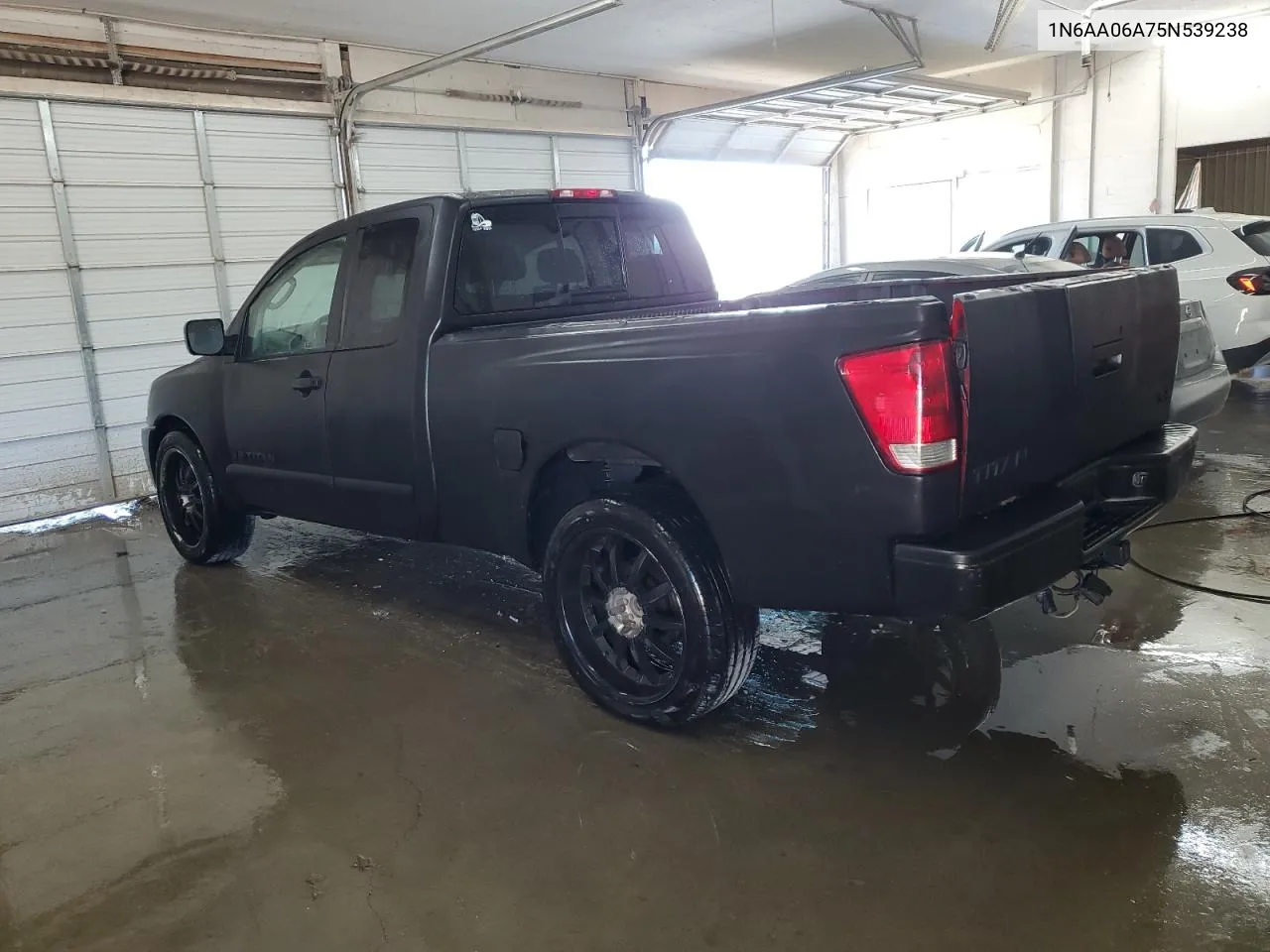 2005 Nissan Titan Xe VIN: 1N6AA06A75N539238 Lot: 77247134