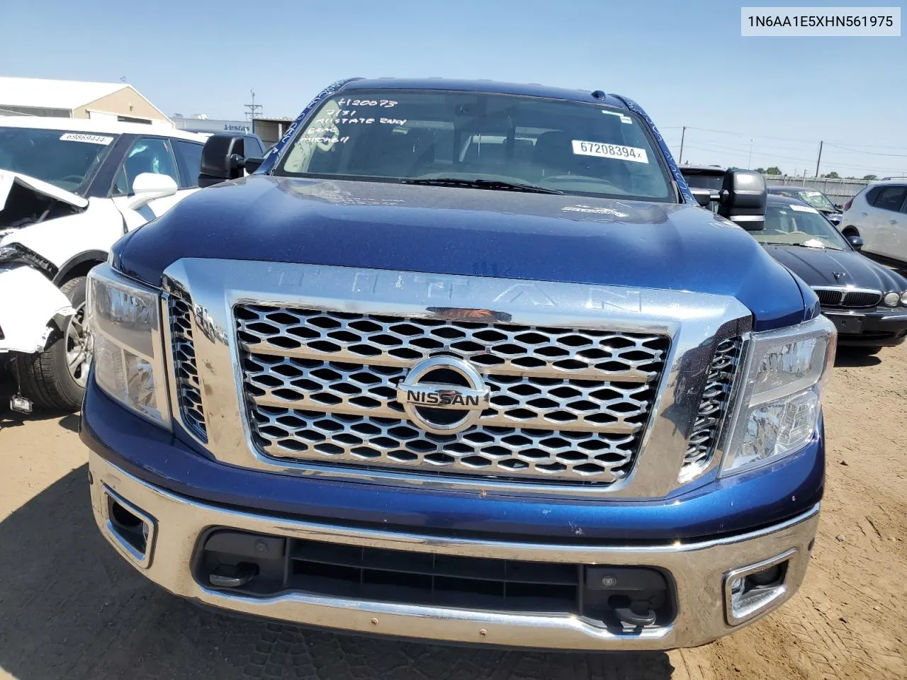 2017 Nissan Titan Sv VIN: 1N6AA1E5XHN561975 Lot: 67208394