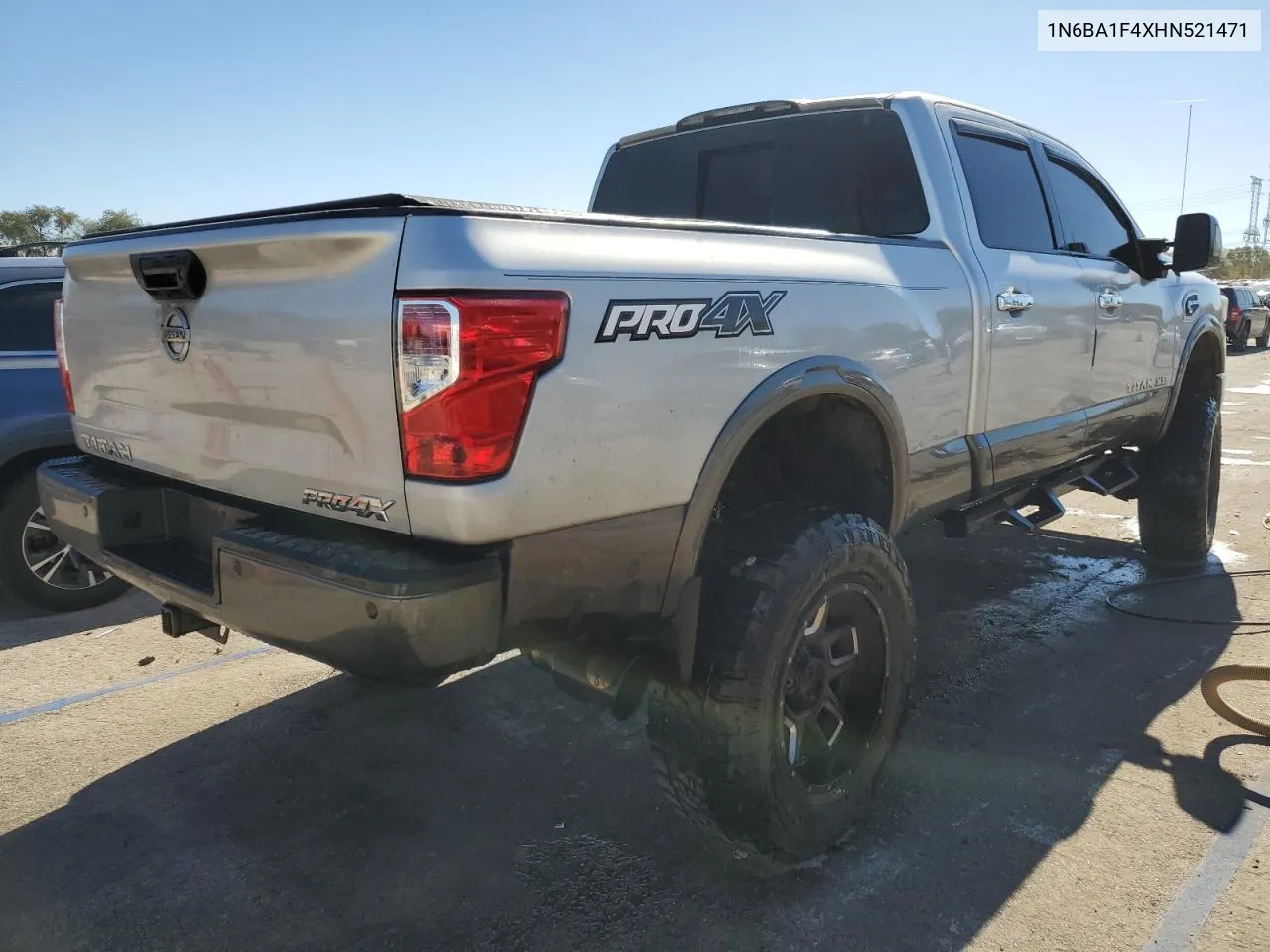 1N6BA1F4XHN521471 2017 Nissan Titan Xd Sl