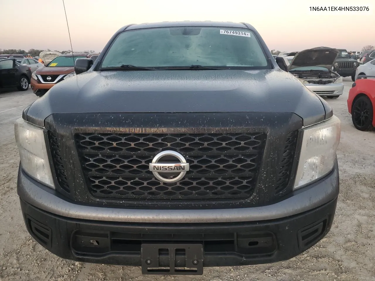 1N6AA1EK4HN533076 2017 Nissan Titan S