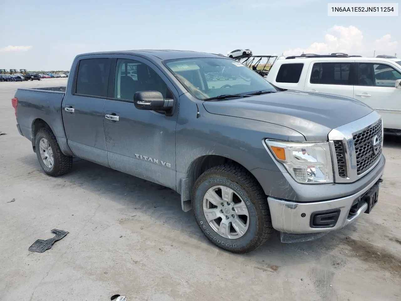 1N6AA1E52JN511254 2018 Nissan Titan Sv