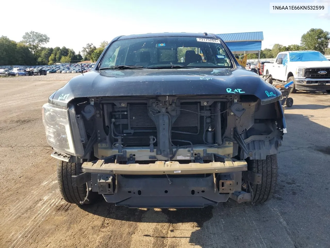 1N6AA1E66KN532599 2019 Nissan Titan Platinum Reserve