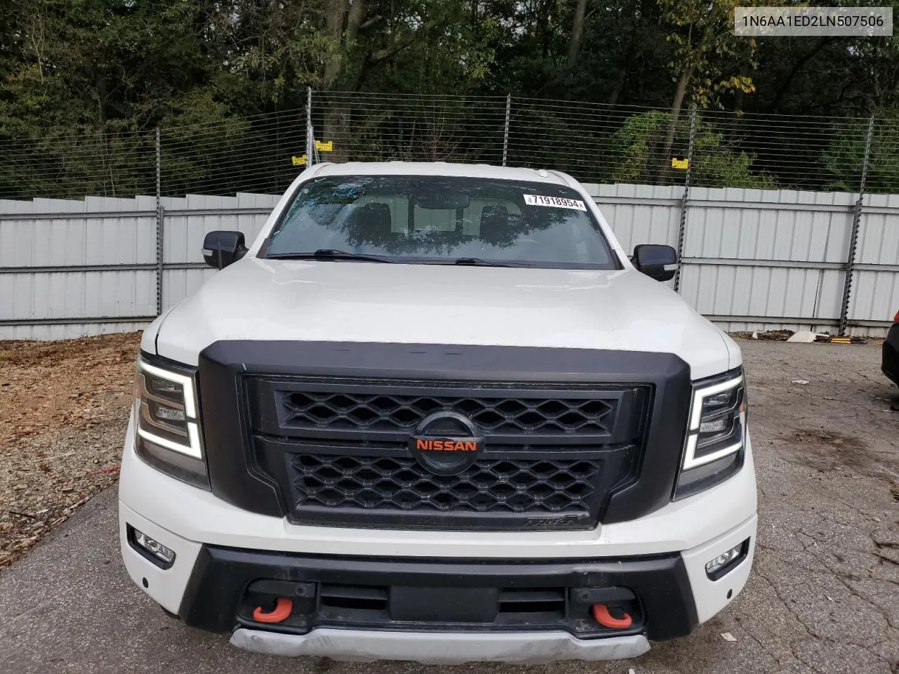 1N6AA1ED2LN507506 2020 Nissan Titan Sv