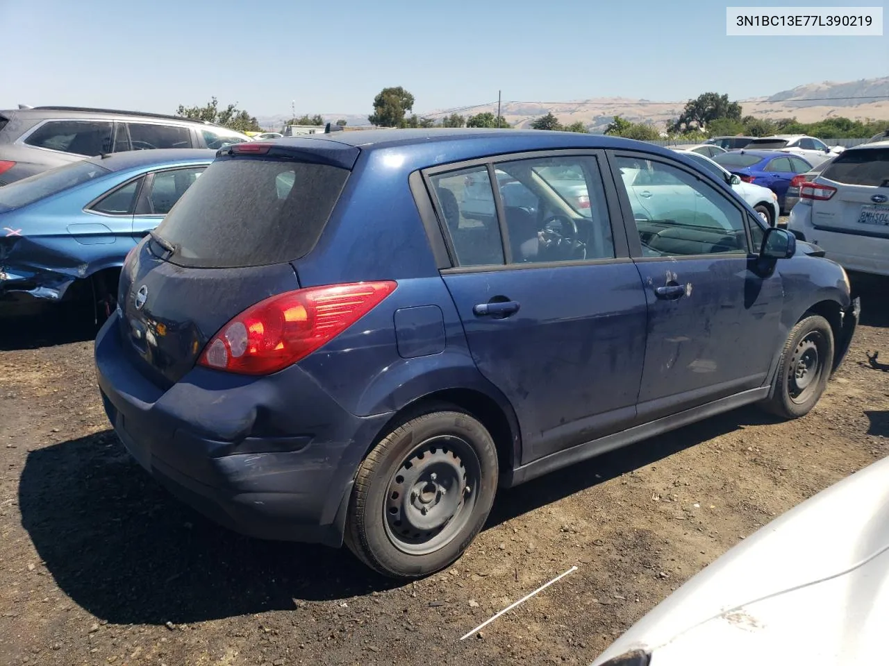 2007 Nissan Versa S VIN: 3N1BC13E77L390219 Lot: 62317774