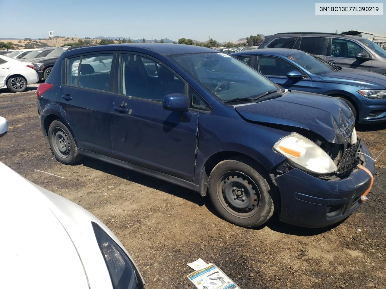 2007 Nissan Versa S VIN: 3N1BC13E77L390219 Lot: 62317774