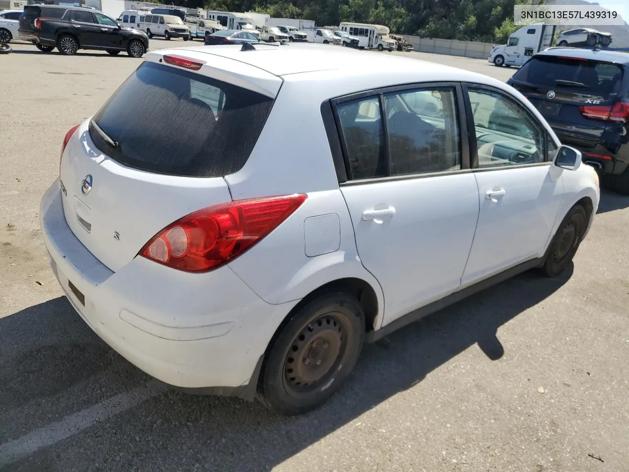 2007 Nissan Versa S VIN: 3N1BC13E57L439319 Lot: 72720894