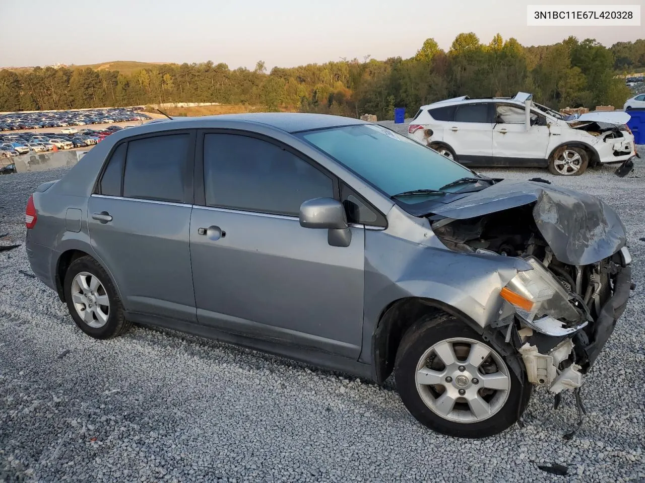 2007 Nissan Versa S VIN: 3N1BC11E67L420328 Lot: 75806654