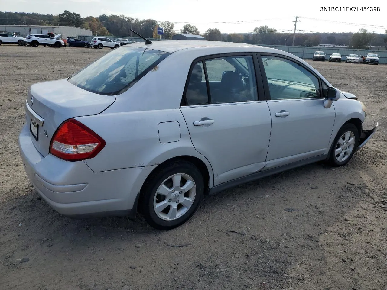 2007 Nissan Versa S VIN: 3N1BC11EX7L454398 Lot: 78073444