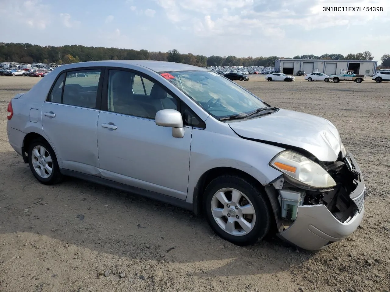 2007 Nissan Versa S VIN: 3N1BC11EX7L454398 Lot: 78073444