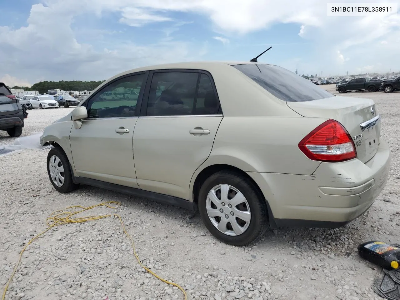 3N1BC11E78L358911 2008 Nissan Versa S