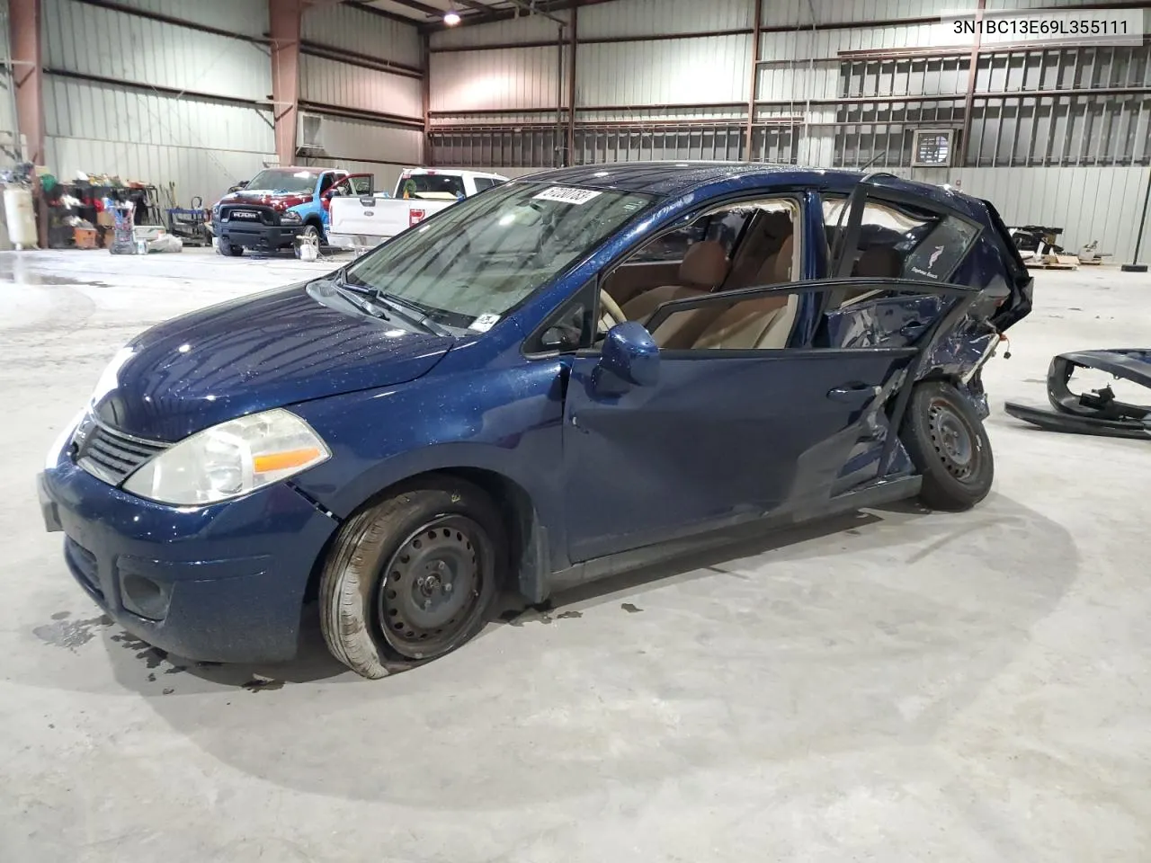 2009 Nissan Versa S VIN: 3N1BC13E69L355111 Lot: 57230783