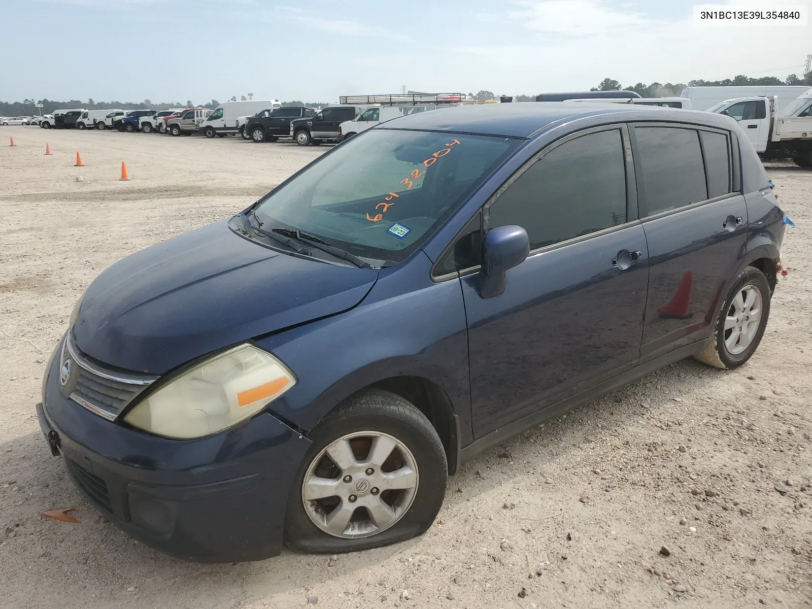 2009 Nissan Versa S VIN: 3N1BC13E39L354840 Lot: 62432004