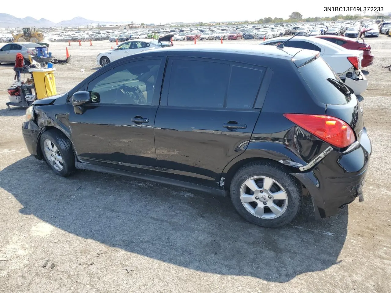 3N1BC13E69L372233 2009 Nissan Versa S