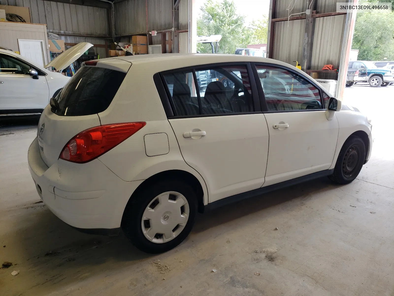 2009 Nissan Versa S VIN: 3N1BC13E09L496658 Lot: 67597234