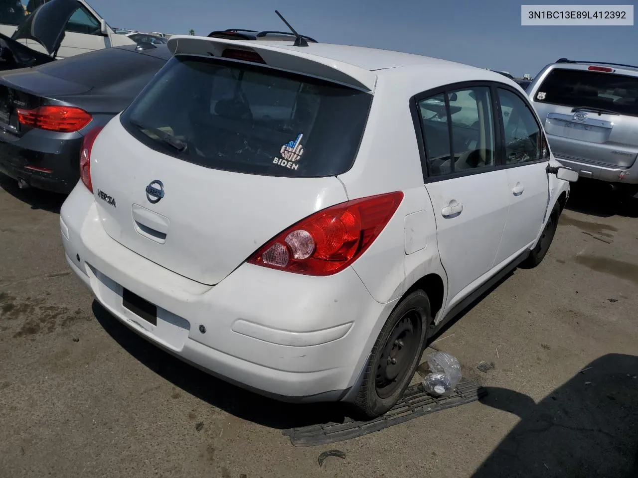 2009 Nissan Versa S VIN: 3N1BC13E89L412392 Lot: 68721444