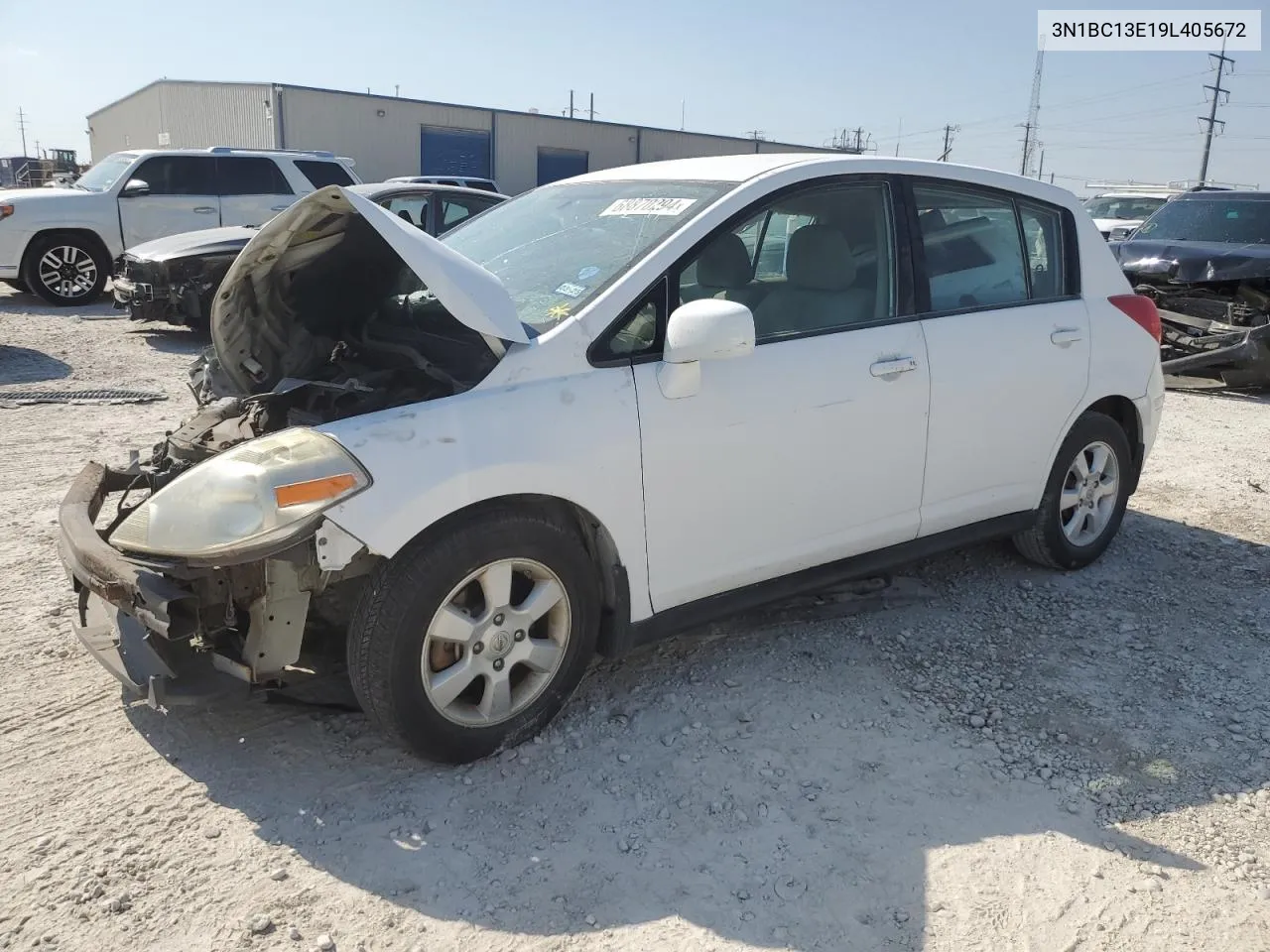 2009 Nissan Versa S VIN: 3N1BC13E19L405672 Lot: 68870294