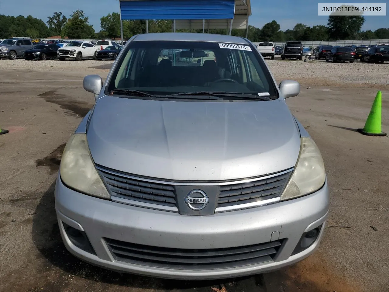 2009 Nissan Versa S VIN: 3N1BC13E69L444192 Lot: 69965374