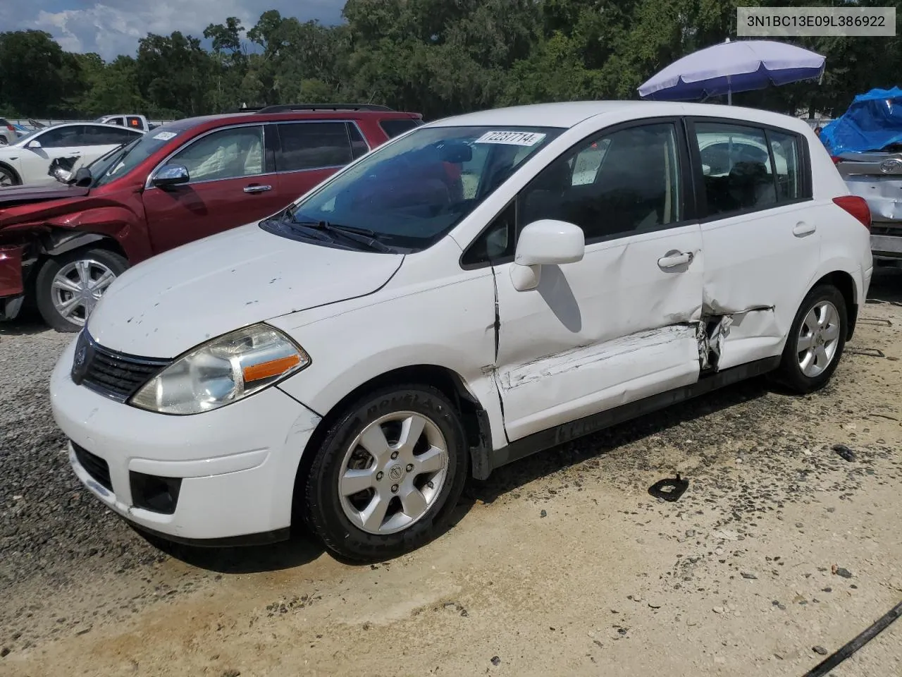 2009 Nissan Versa S VIN: 3N1BC13E09L386922 Lot: 72237714