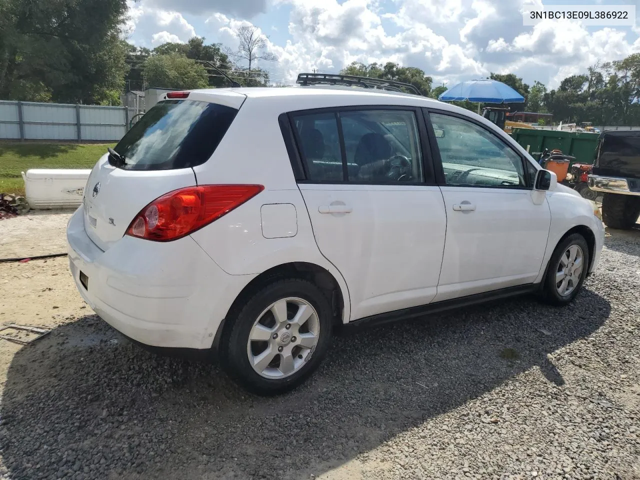 2009 Nissan Versa S VIN: 3N1BC13E09L386922 Lot: 72237714