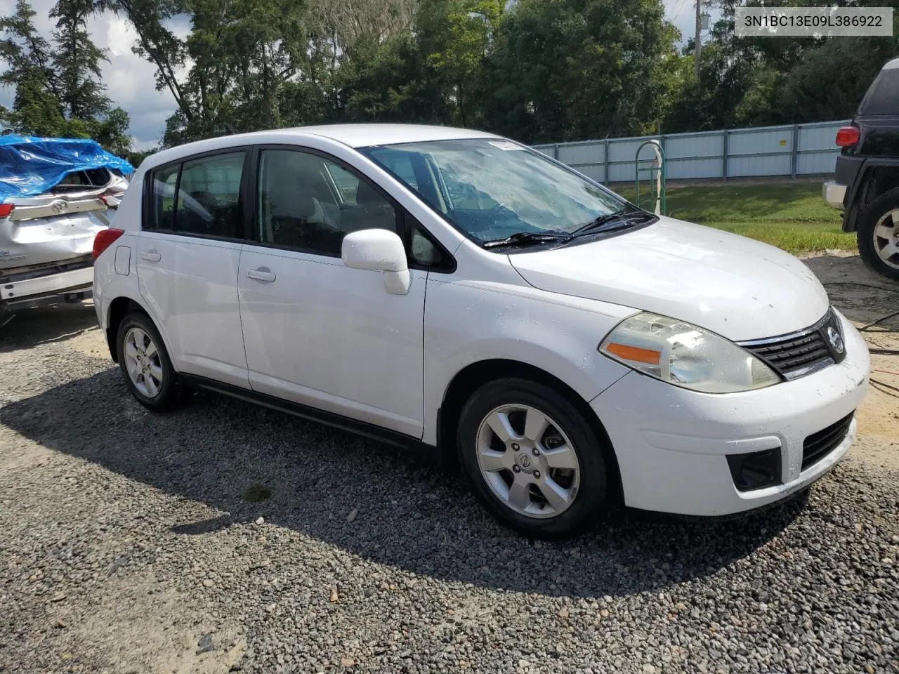 3N1BC13E09L386922 2009 Nissan Versa S