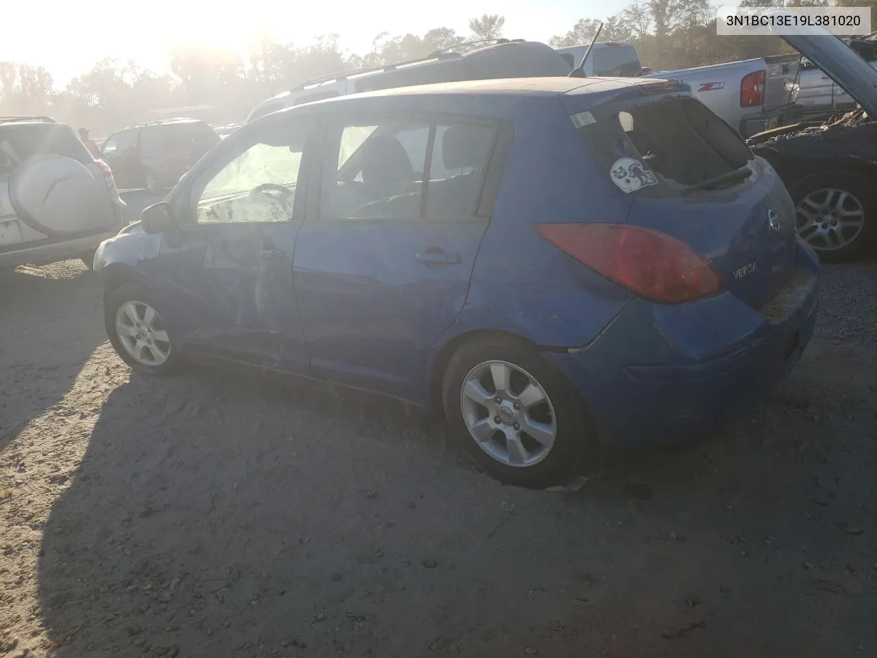 2009 Nissan Versa S VIN: 3N1BC13E19L381020 Lot: 76386294