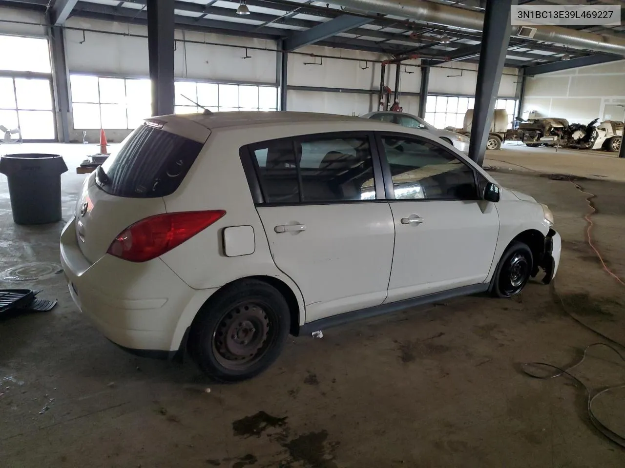 2009 Nissan Versa S VIN: 3N1BC13E39L469227 Lot: 77113974