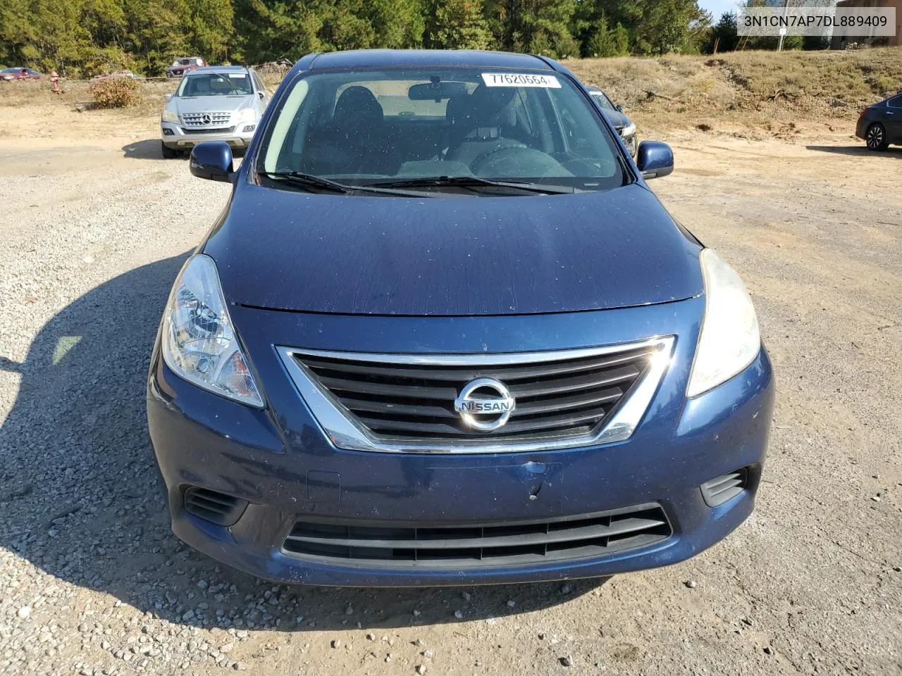 2013 Nissan Versa S VIN: 3N1CN7AP7DL889409 Lot: 77620664