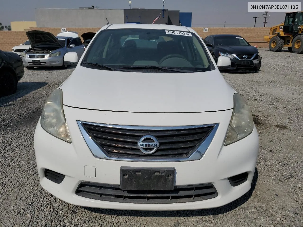 2014 Nissan Versa S VIN: 3N1CN7AP3EL871135 Lot: 69611924