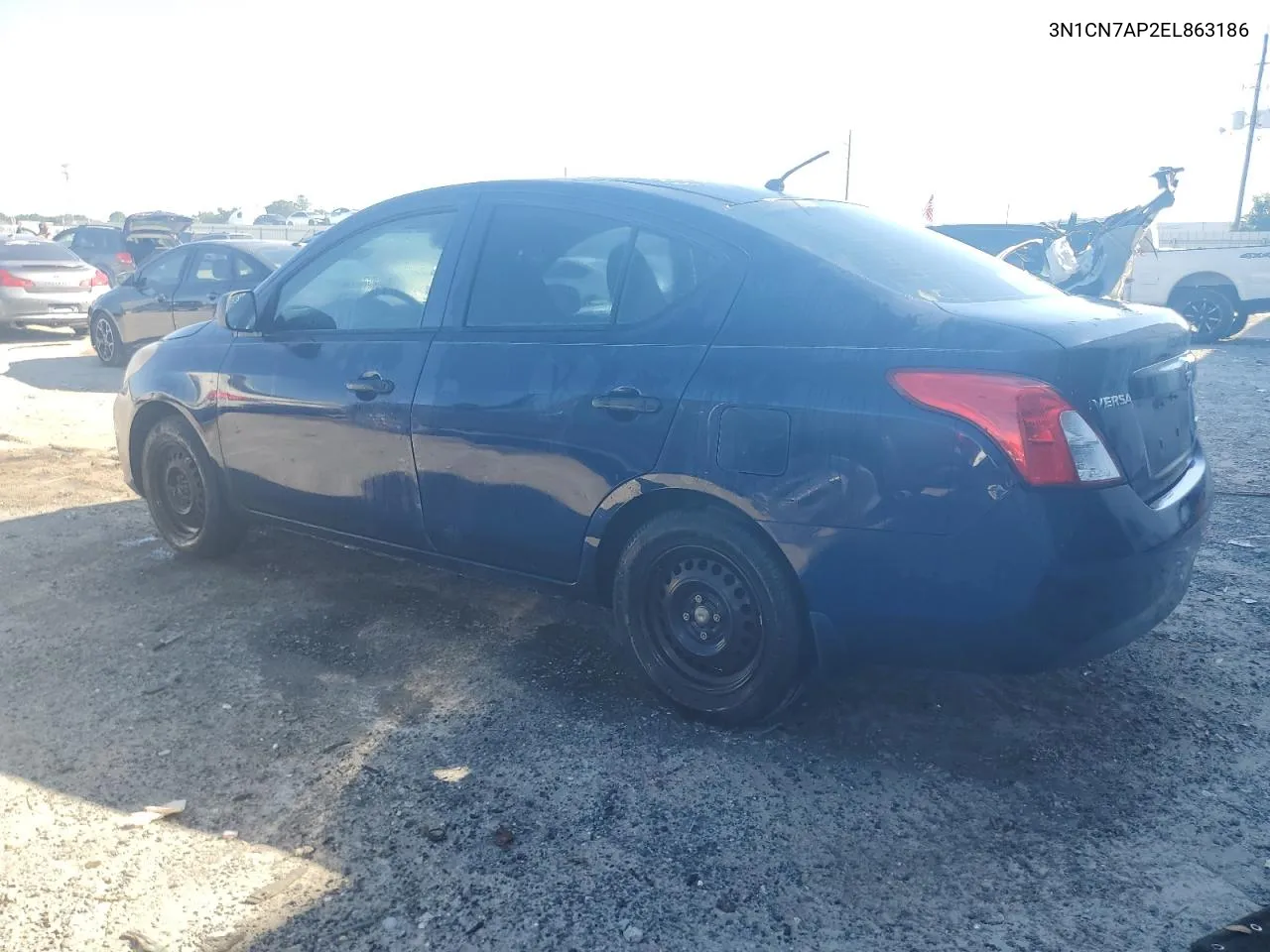 2014 Nissan Versa S VIN: 3N1CN7AP2EL863186 Lot: 74091494