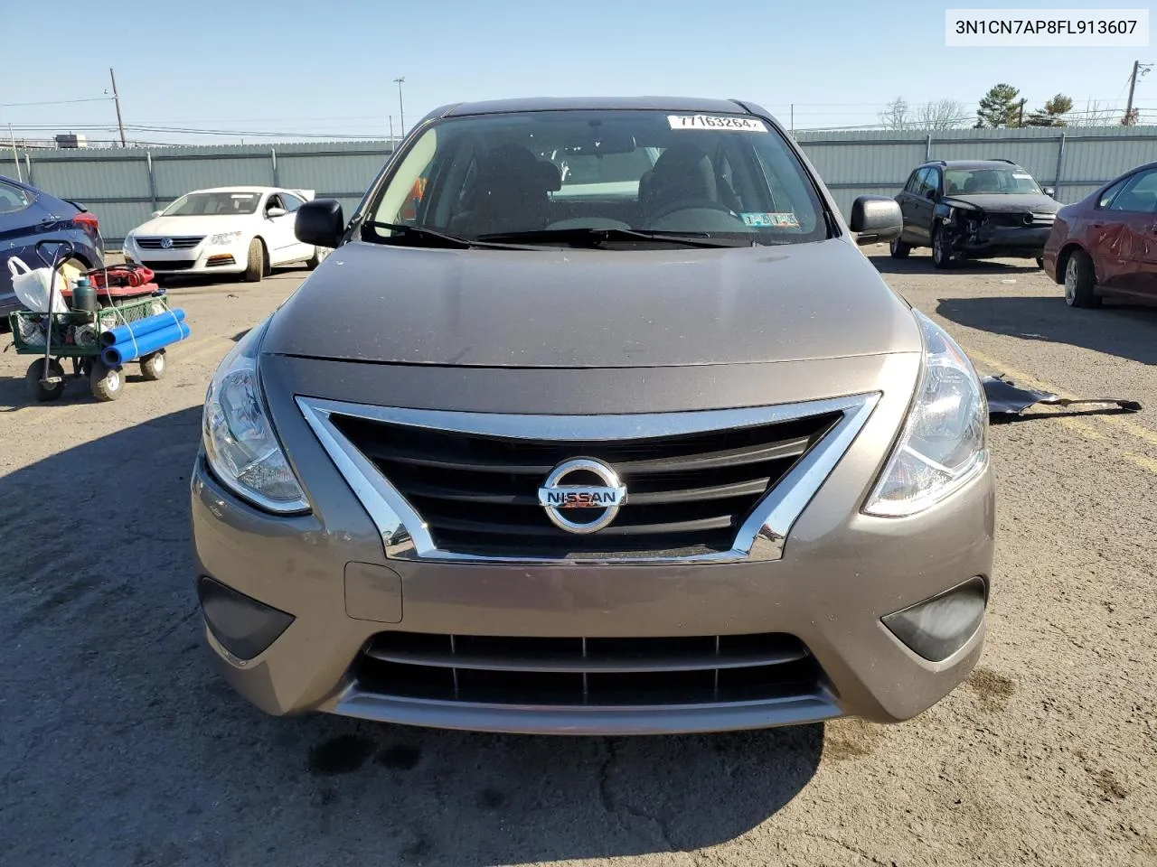 2015 Nissan Versa S VIN: 3N1CN7AP8FL913607 Lot: 77163264