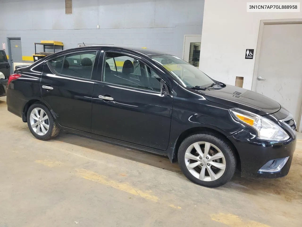 3N1CN7AP7GL888958 2016 Nissan Versa S