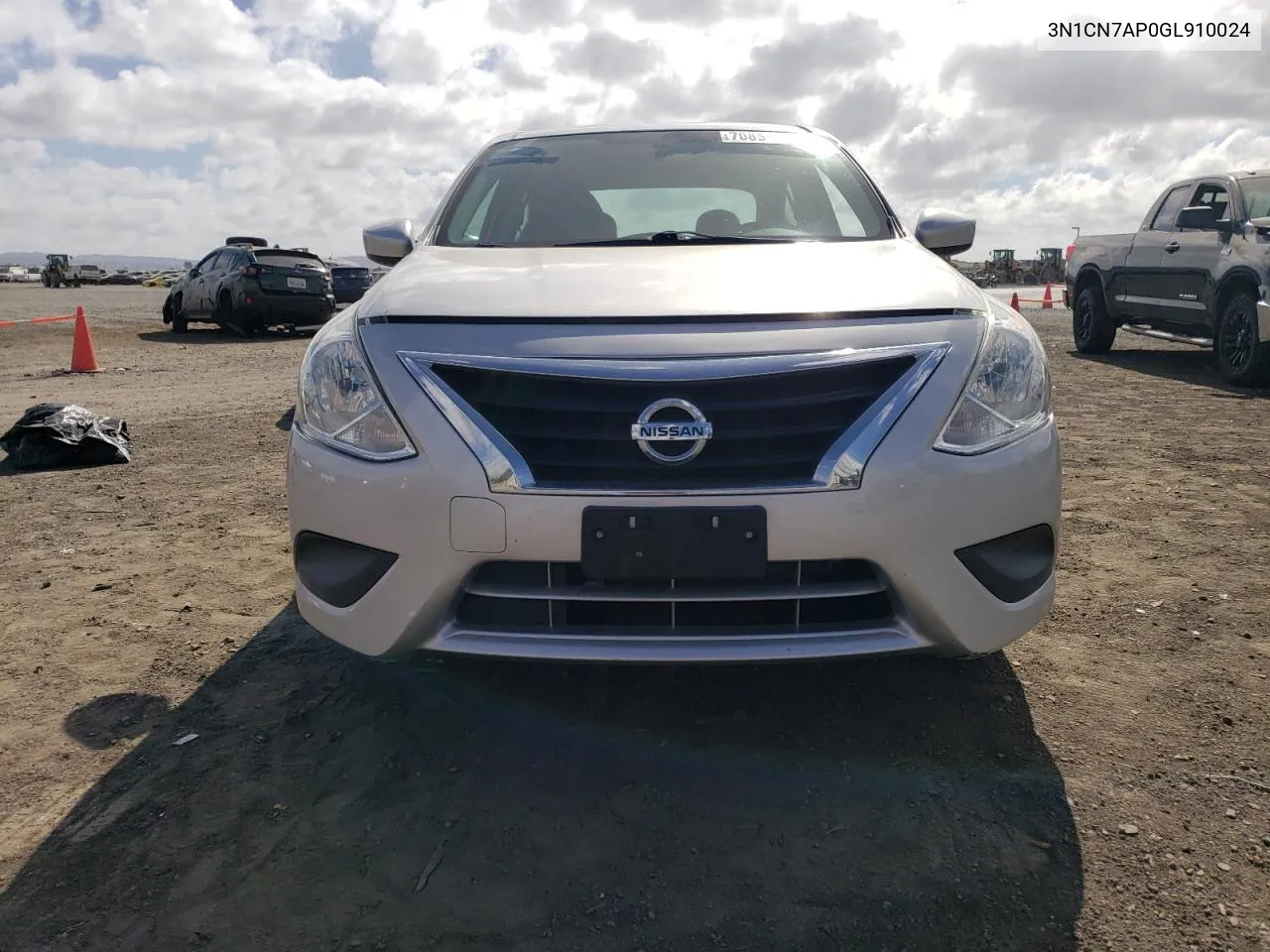 2016 Nissan Versa S VIN: 3N1CN7AP0GL910024 Lot: 70857804