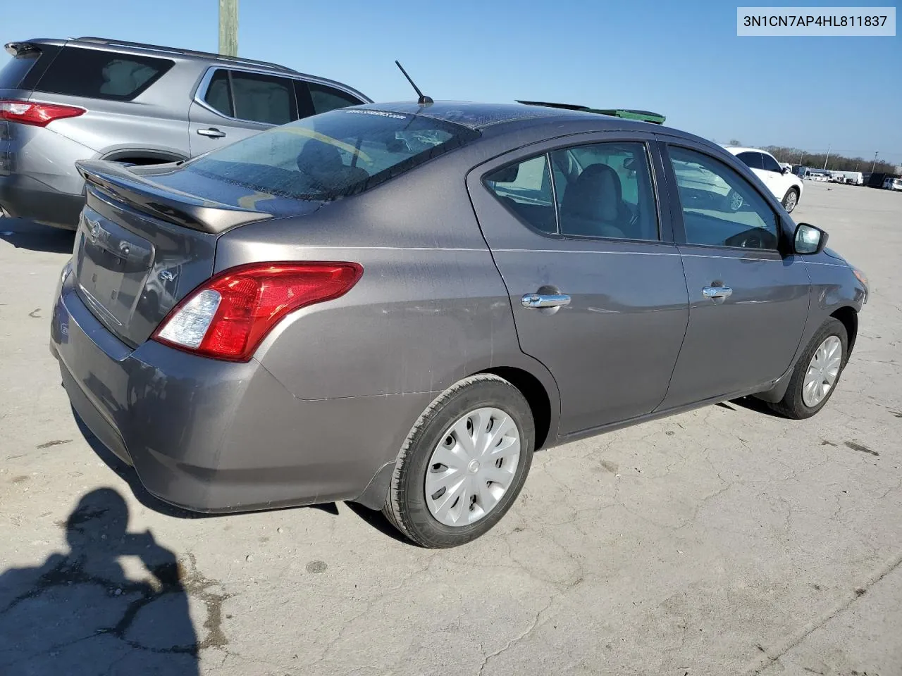 2017 Nissan Versa S VIN: 3N1CN7AP4HL811837 Lot: 48688334