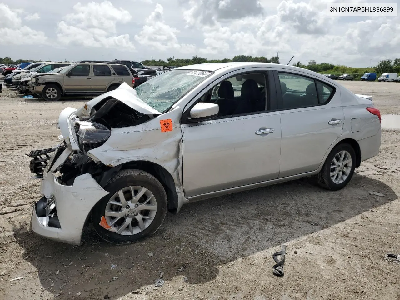 2017 Nissan Versa S VIN: 3N1CN7AP5HL886899 Lot: 70439094